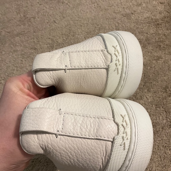 OFF WHITE DEERSKIN TRIPLE STITCH™ SNEAKERS - Picture 6 of 11